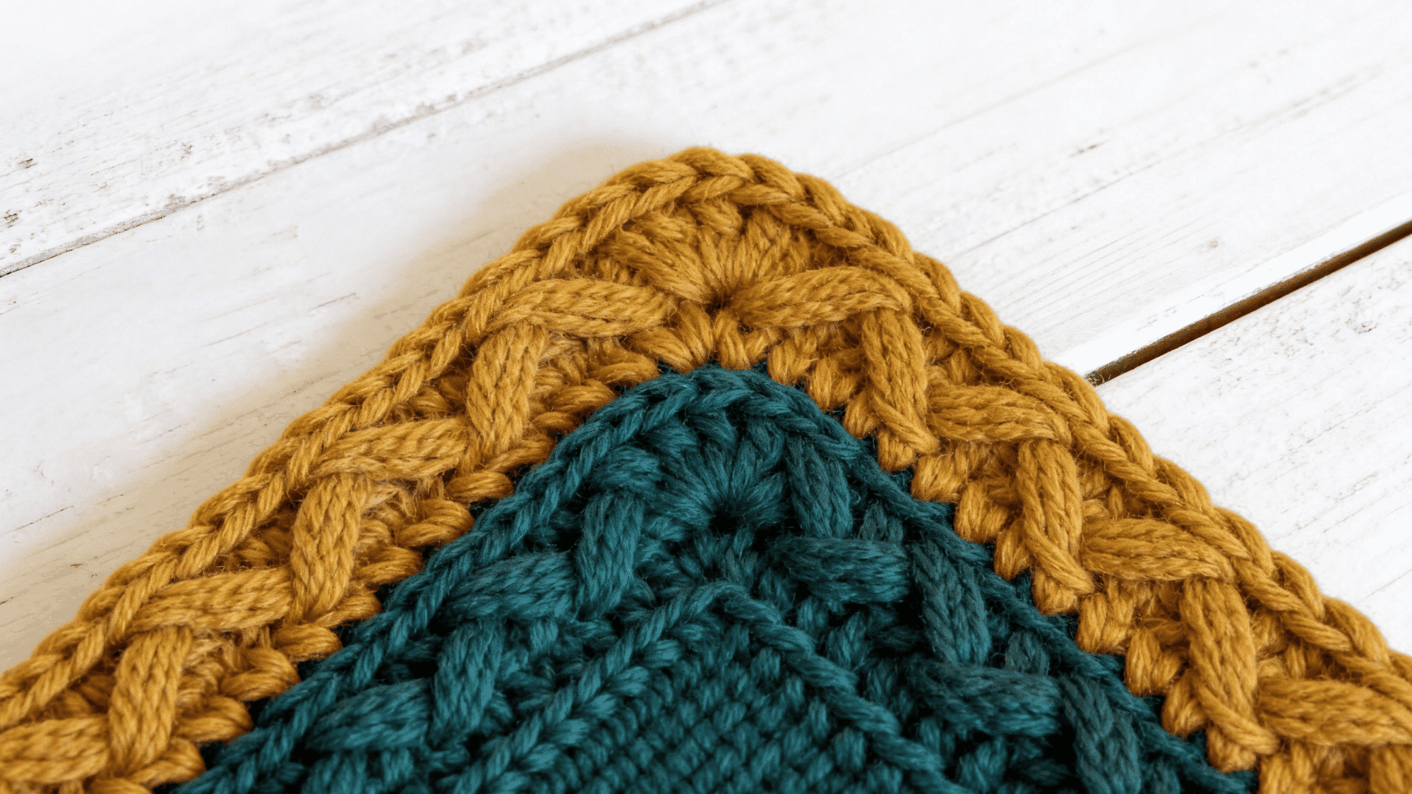 cable crochet border in yellow and green