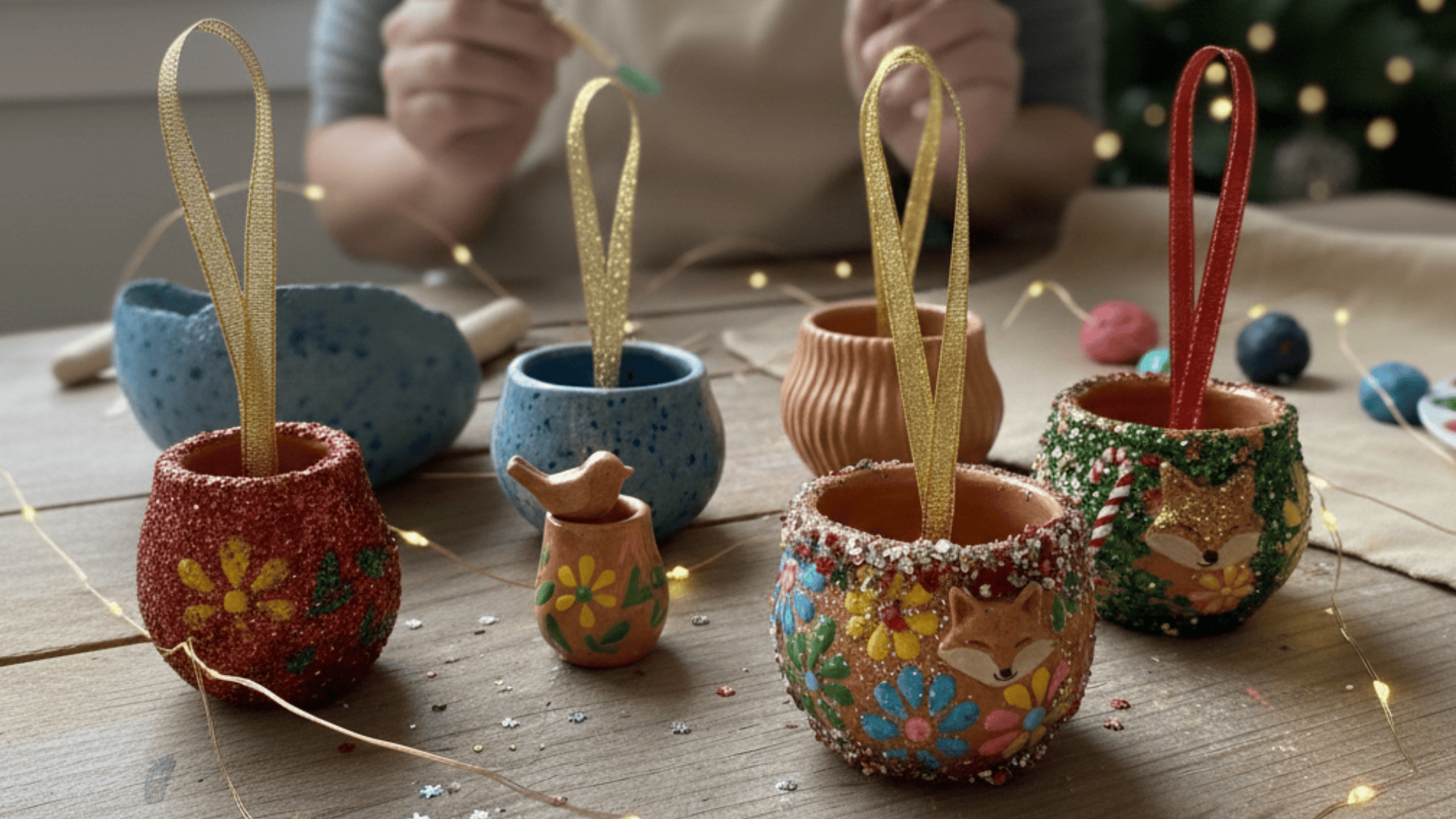 glittery pinch pots