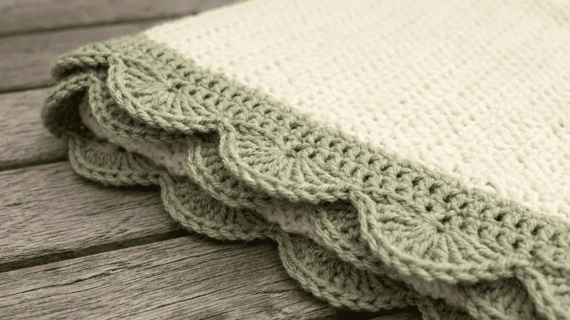 scalloped Edge crochet border